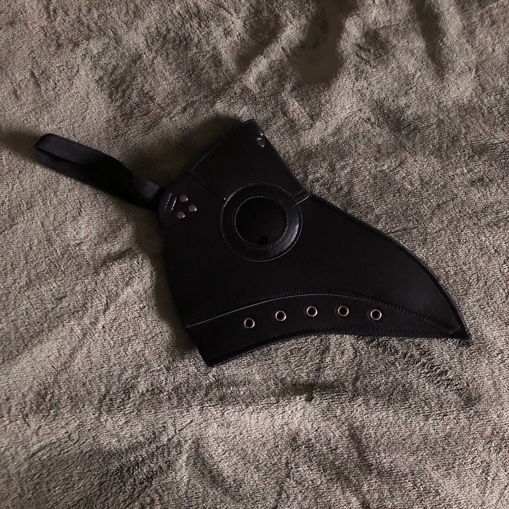 Plague doctor mask
